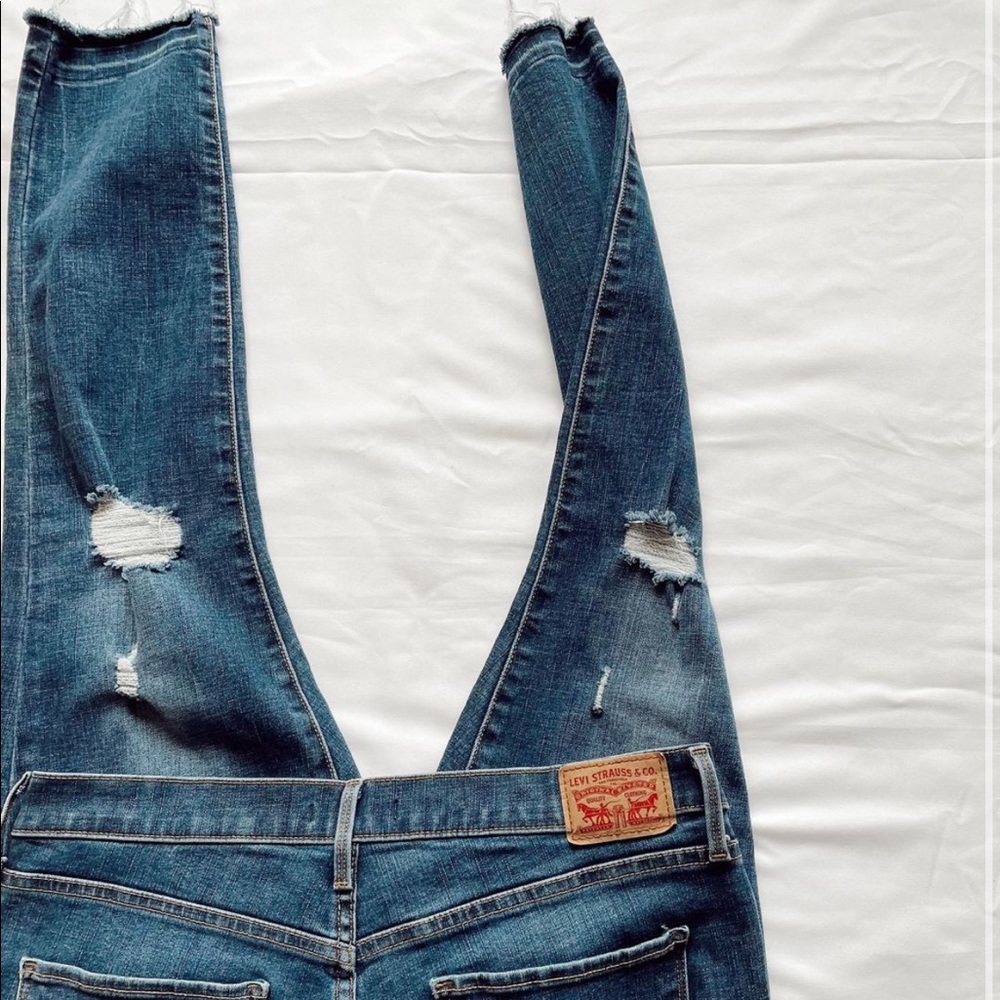 Levi’s 311 shaping skinny size 32